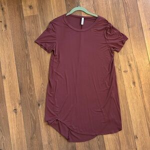 Maroon Francesca’s T-Shirt Dress - Medium